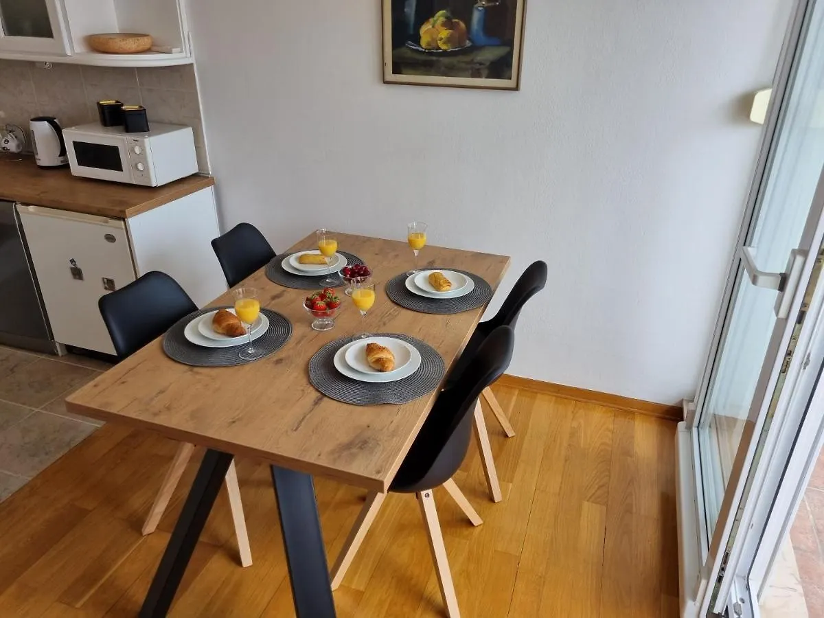 Apartment Lana kontakti